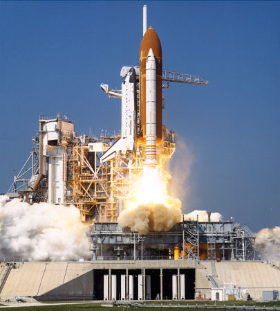Space Shuttle Discovery, Photo Courtesy NASA